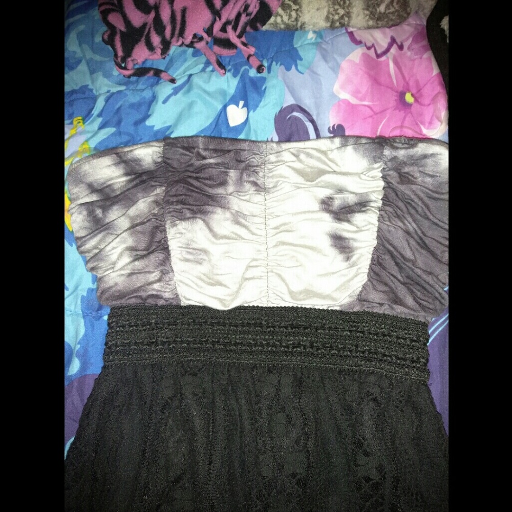 NWOT Cute strapless dress